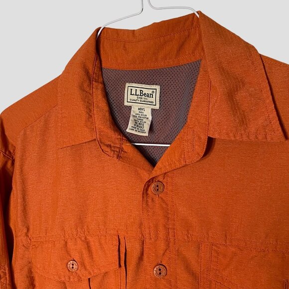 L.L. Bean Men's Quick Dry Button-down shirt - Picture 4 of 5